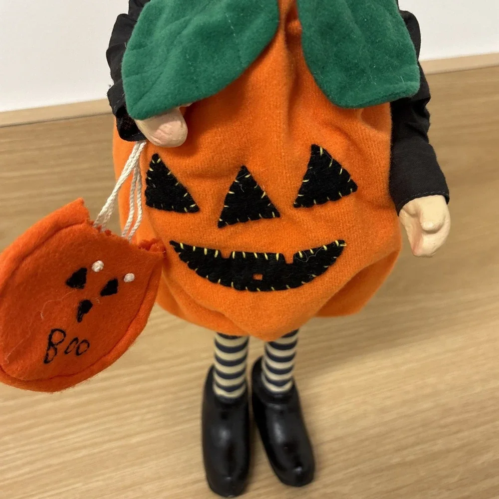 Vintage 1998 Matilda Pumpkin Costume Paper Mache Doll Figure Rare Halloween Box